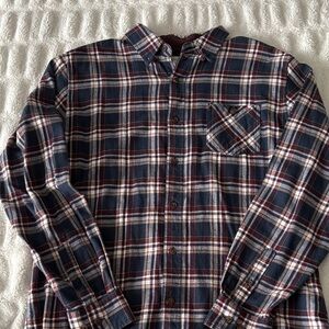 Weatherproof Men's Navy and Burgundy Plaid Shirt